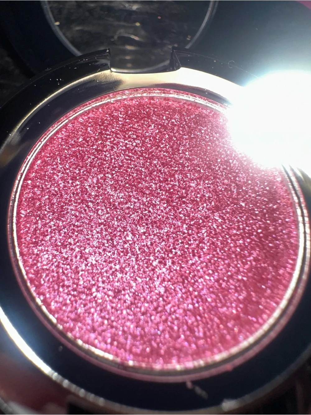 MAC Celebutante Dazzleshadow Extreme Eyeshadow — Discontinued